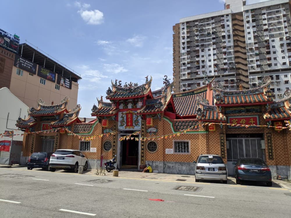 TOKONG KUAN IM SEE JALAN BURMA