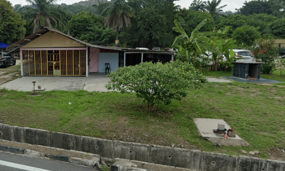 KUIL DEWA ATHIBAGAVATHI AMBAL TOK KANGAR JURU
