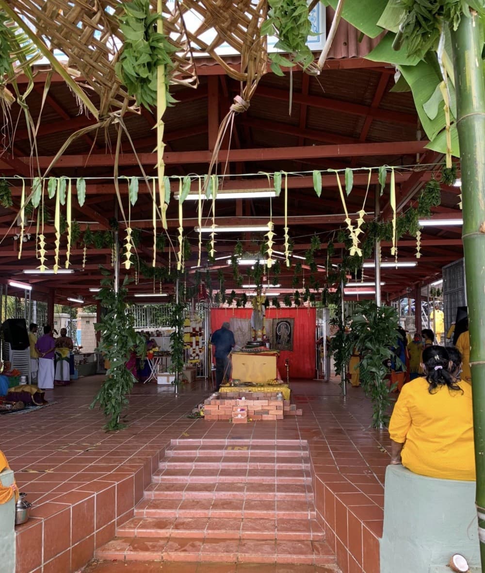 KUIL HINDU KADALORA SRI BATHRAKALIAMMAN ALAGAM PULAU PINANG