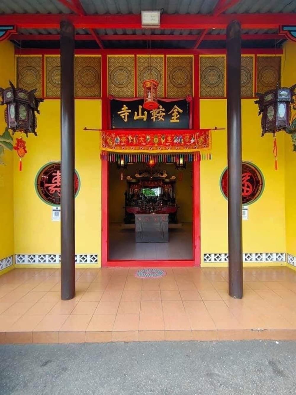 TOKONG DEWA KIM AUN SAN SI PULAU PINANG