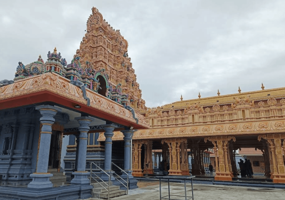 PARIT BUNTAR NATTUKOTTAI CHETTIARS JAWI SRI THENDAYUTHAPANI TEMPLE