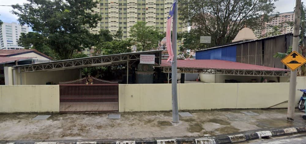 KUIL ARULMIGU SRI RAJA MADURAI VEERAN PULAU PINANG