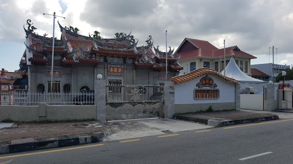 TOKONG BUDDHA HUA YAN SI