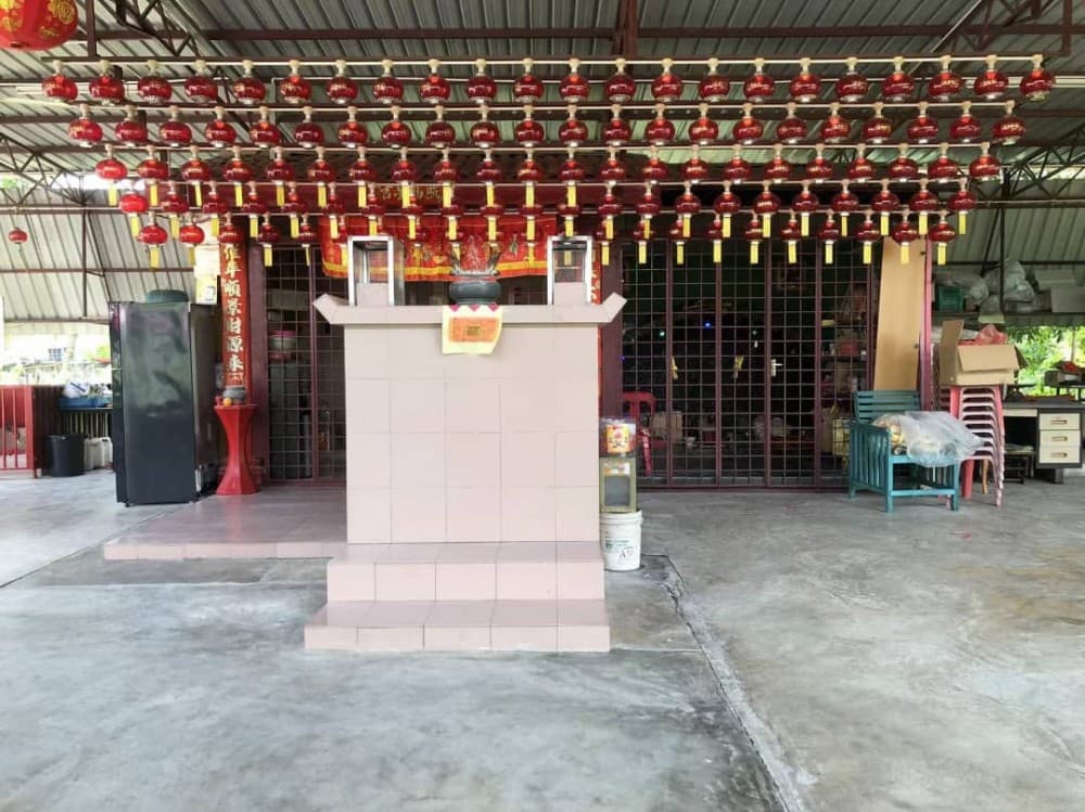 DEWA ZHEN ZHU SIMPANG AMPAT