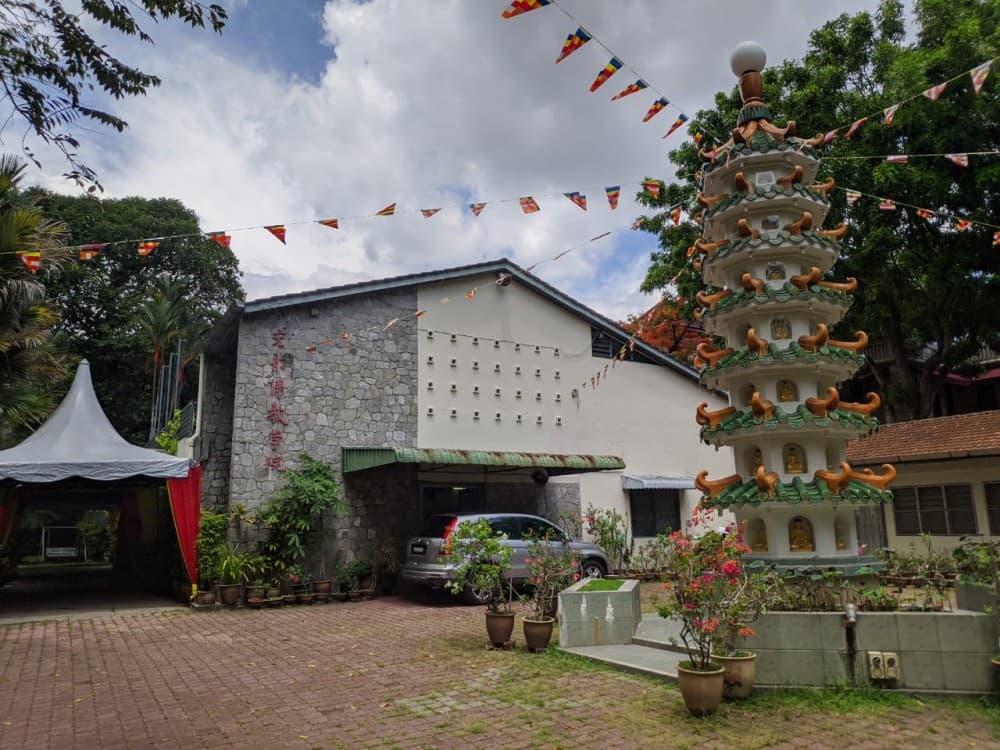 INSTITUT BUDDHA HONG CHUAN PULAU PINANG