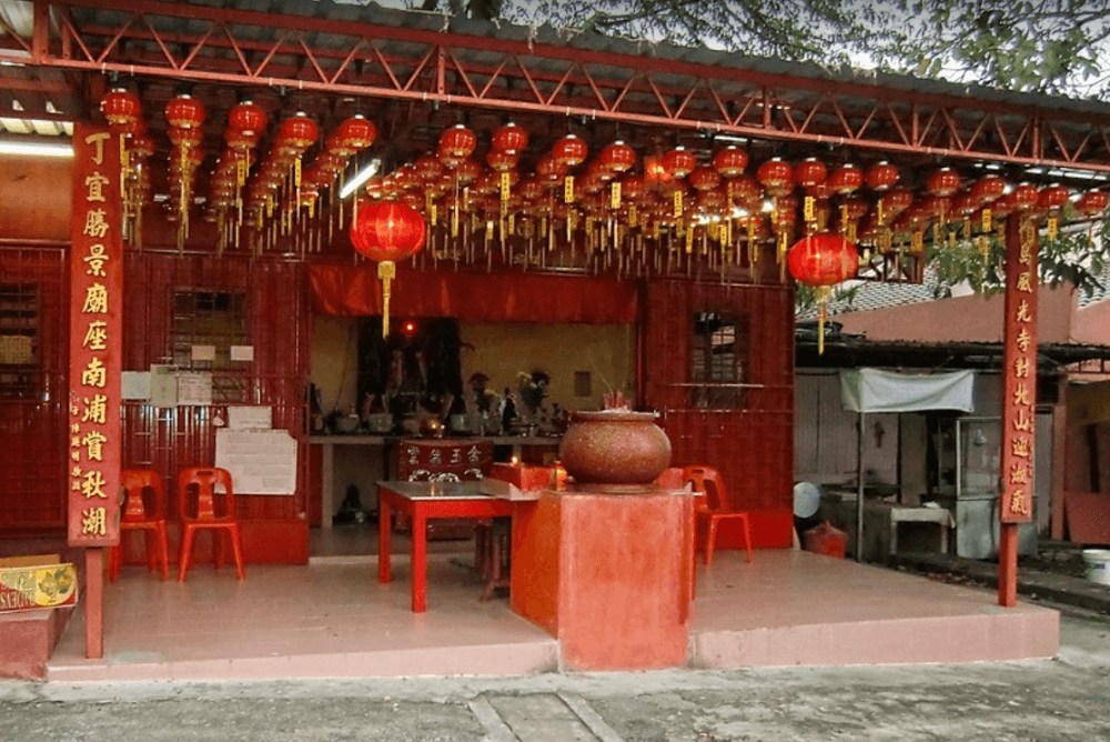 TOKONG TAO BATU FERRINGHI TANG SAN SEE