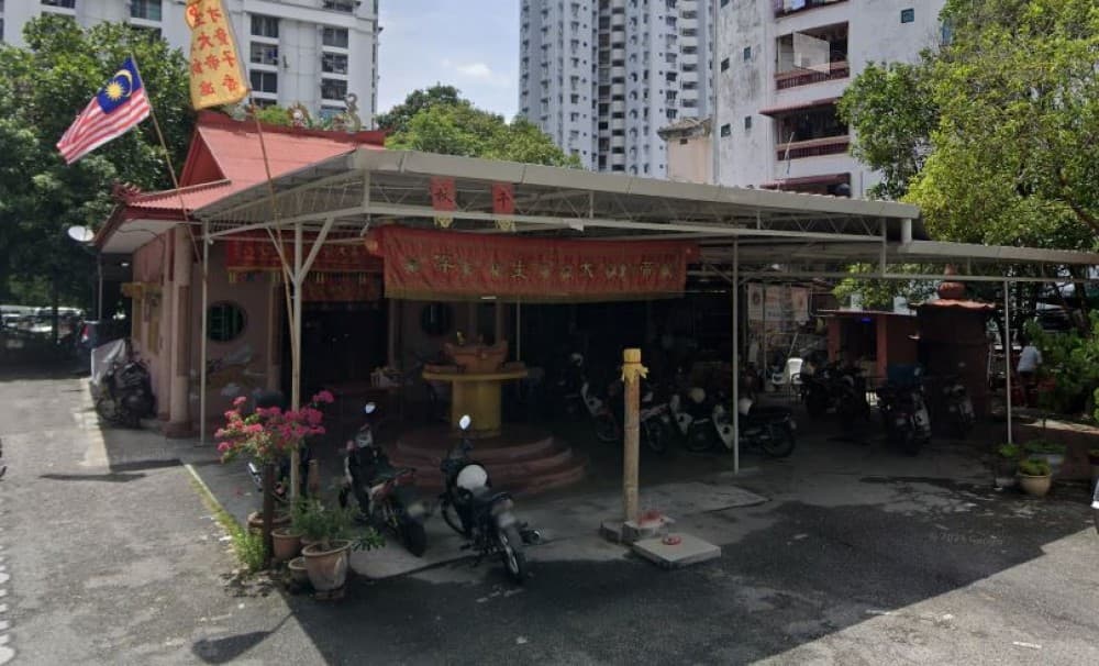 TOKONG DEWA CHENG LAM KEONG, TAMAN FREE SCHOOL