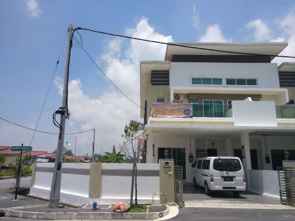 PUSAT GRACE AOG (BALIK PULAU)