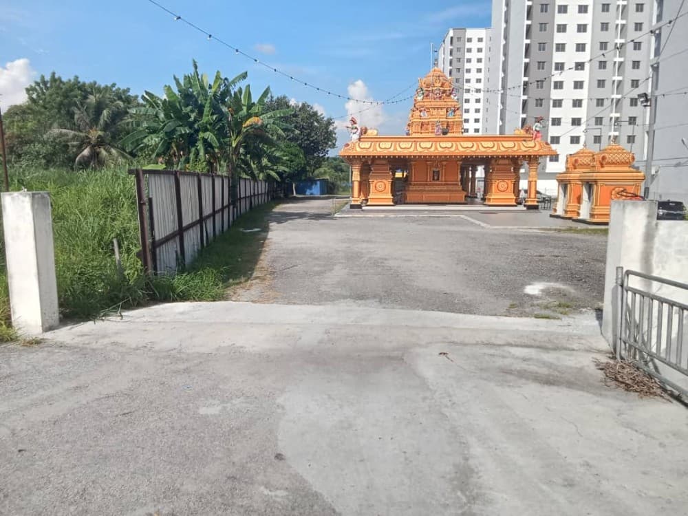 PERSATUAN PENGANUT DEWI SRI MAHA MARIAMMAN , LADANG SIMPANG , PUTERI GUNUNG