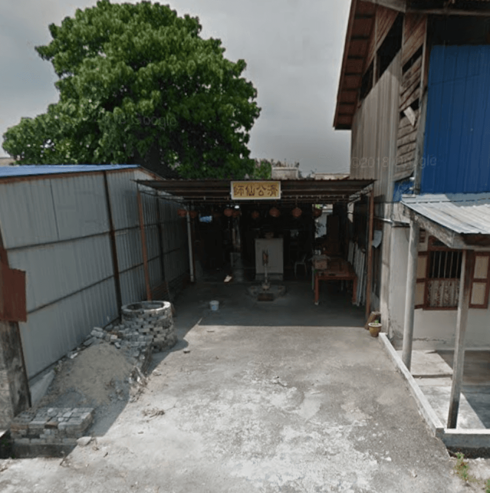 TOKONG CHEE KONG XIAN SHI TAMAN SEPAKAT