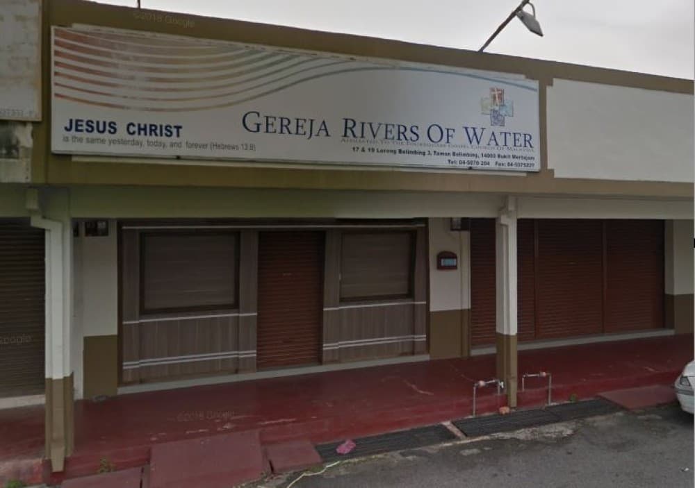 GEREJA RIVERS OF WATER