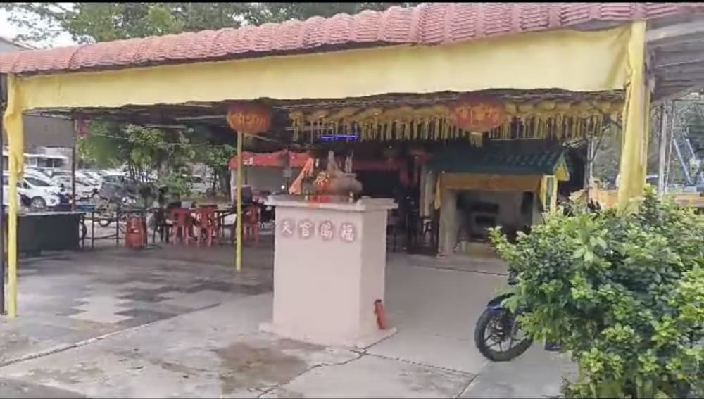 PERTUBUHAN PENGANUT DEWA DATOK KONG DESA BAIDURI PULAU PINANG