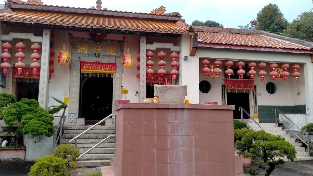RUMAH BERHALA DEWA THAI SEONG LAU KOON (LEAN WAH THONG) AIR ITAM